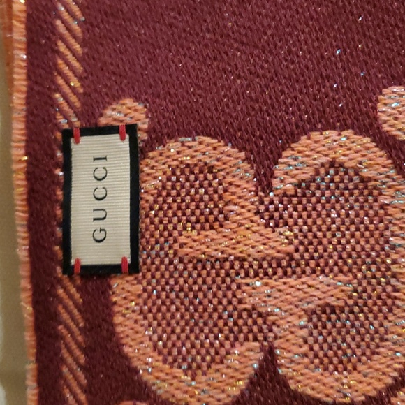 Gucci Scarf/Shawl - Picture 4 of 14